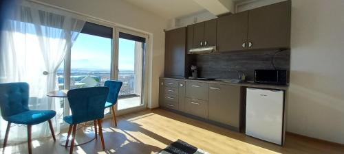 Cristian Apartment | Pet-Friendly Getaway at Sibiu Cigalyne - Rated 9.8/10