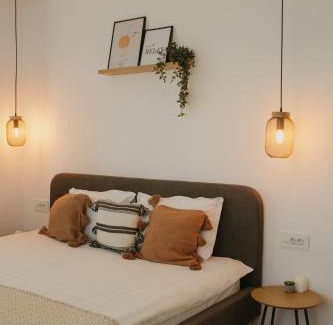 Sura Mare Apartment | Discover Sibiu City Lights: Rated 9.9, Family-Friendly Stay