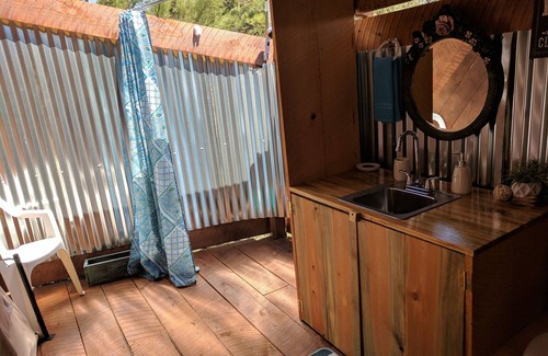 Hot Springs RV Rental | Unforgettable Sibley Bell Tent @EvansCliff with Hot Tub