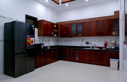 Hue Apartment | Exceptional Stay at Sibling House: Pet-Friendly & Family-Ready
