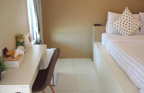 Sichon Hotel | Family-Friendly Stay at Sichon Modern House Hotel