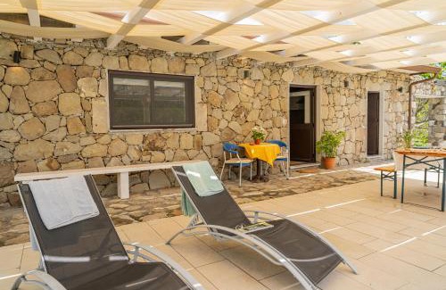 Mitogio Villa | Ideal Sicily Stone Cottage with Oceanfront Pool & Breakfast