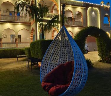 Pushkar Resort | Idyllic Siddarth Resort: Scenic Mountain Views & Pool Access
