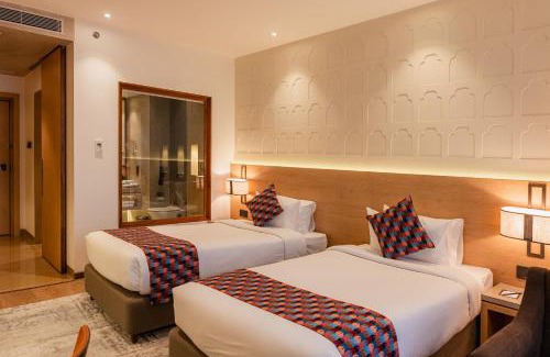 Siddharthanagar Hotel | Experience Siddhartha Vilasa: 5-Star Comfort with Pool