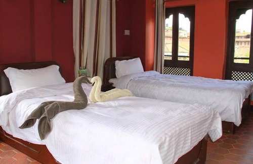 Bhaktapur House | Welcoming Siddhi Laxmi Guest House with Breakfast Included