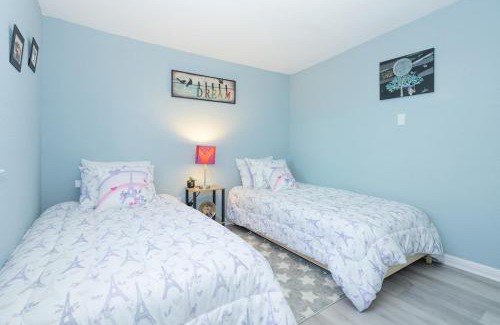 Holly House | Ideal Side by Side Homes in Downtown Austin Near 6th Street