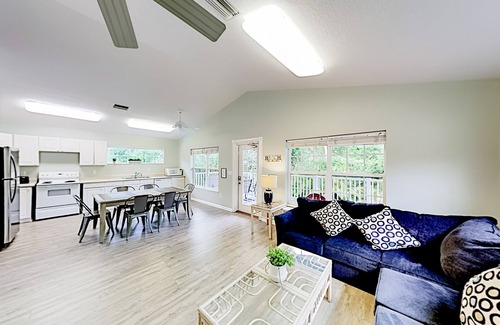 Tarpon Springs House | Duplex Retreats with Private Pools and Modern Amenities