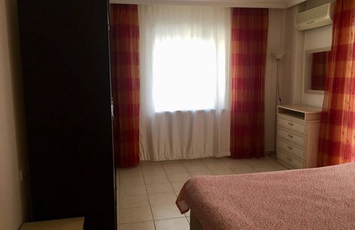 Kemer Mahallesi Apartment | Cozy SIDE Hills 2-Bed Home with Pool and Spa Amenities