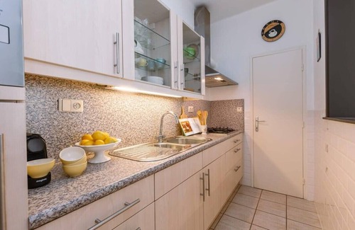 Knokke Apartment | Cozy Studio with Oceanfront View and Breakfast Included