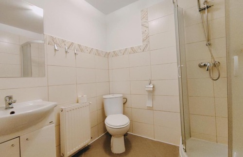 Miroslawiec Apartment | Discover Siedem Ogrodów: Family & Pet Friendly Retreat