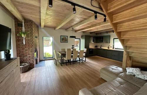 Trygort House | Pet-Friendly Retreat at Siedlisko Kaczory for Families