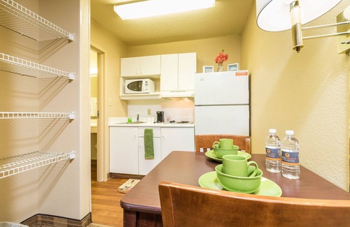 Ellendale Hotel | Discover Siegel Select Memphis: Eco-Friendly Family Retreat