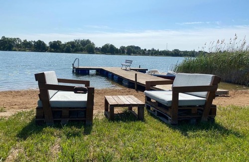 Swietajno Apartment | Experience Sielanka Mazurska Świętajno with Oceanfront Bliss