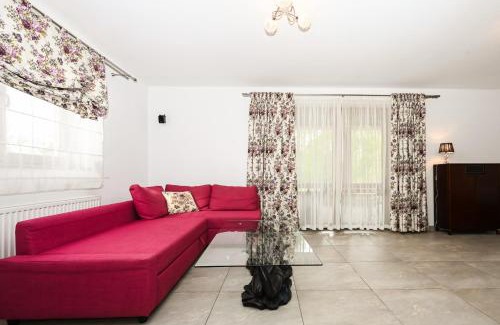 Koden Ski Chalet | Discover Sielsko Anielsko Zabłocie: Pet-Friendly Retreat