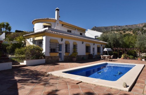 Los Cortijillos Villa | Discover Siempre Verde: 4-Star Family-Friendly Retreat