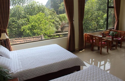 Hoa Lu Hotel | Perfect Sierra Homestay: Spa, Restaurant & 10/10 Reviews