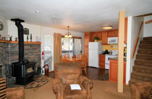 Mammoth Lakes House | Family-Friendly Retreat at Sierra Park Villas #29