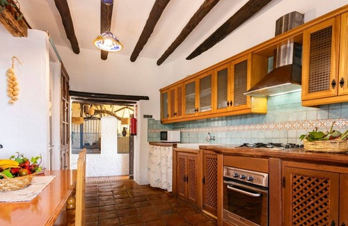 Alcaucin Villa | Discover Sierra Tejeda: Private Pool & Spa Retreat