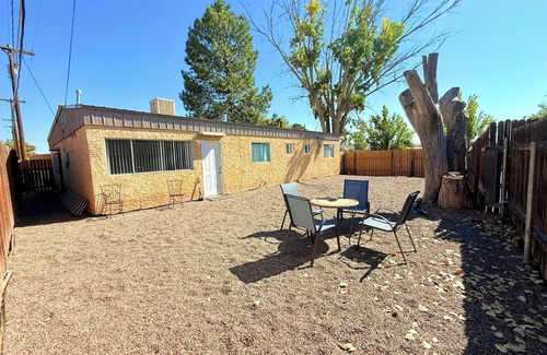 Farmington House | Sierra Vista Hideaway