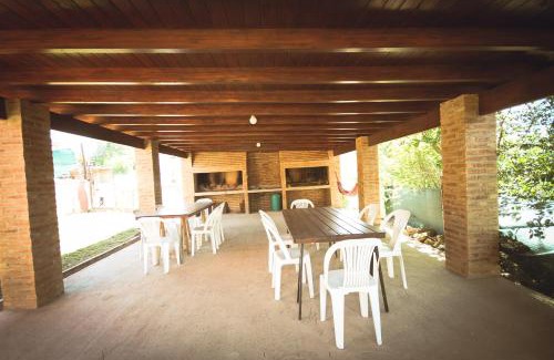 Yocsina Cabin | Discover Sierras Cabañas: Pet-Friendly Retreat with Pool