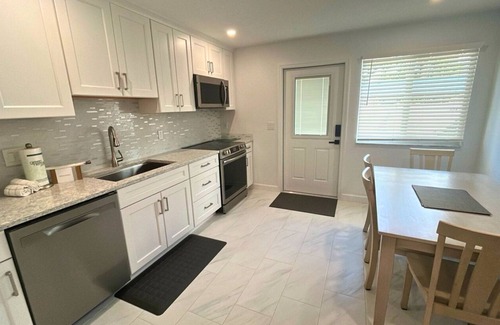 Bouvet Island Condo | Relax at Siesta Beach House #304, Steps from the Ocean