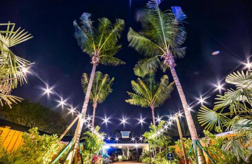 Sarasota Hotel | Relax at Siesta Key Palms Resort with Oceanfront Amenities