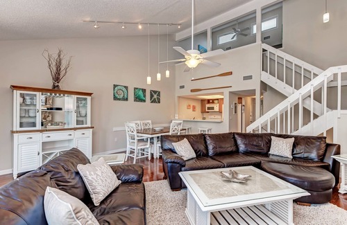 Siesta Key House | Idyllic Siesta Key with Private Beach Access & Pool