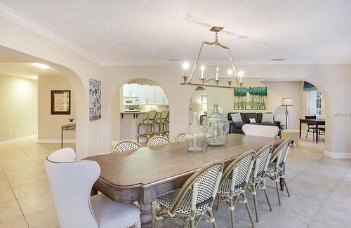 Siesta Key House | Top-Rated Siesta Key Retreat with Oceanfront Pool Access