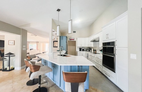 Siesta Key House | Top-Rated Siesta Key Retreat with Oceanfront Pool Access