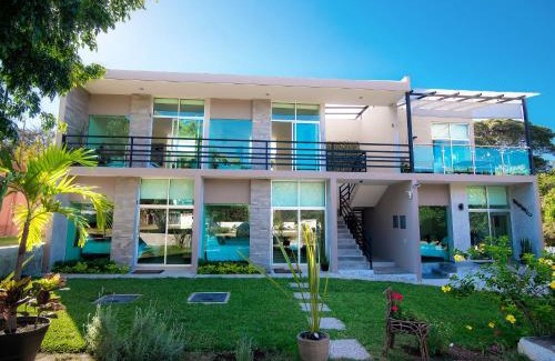 La Laguna Hotel | Discover Siete Cielos: Family-Friendly Retreat Rated 9/10
