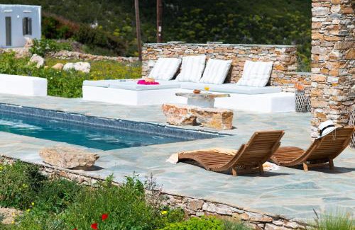 Apollonia Villa | Exceptional Sifnos Themonies: 4-Star Pet-Friendly Retreat