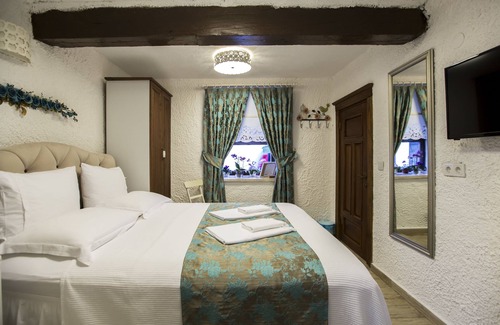 Sigacık House | Family-Friendly Stay at Sigacik Villa Teos Konuk Evi