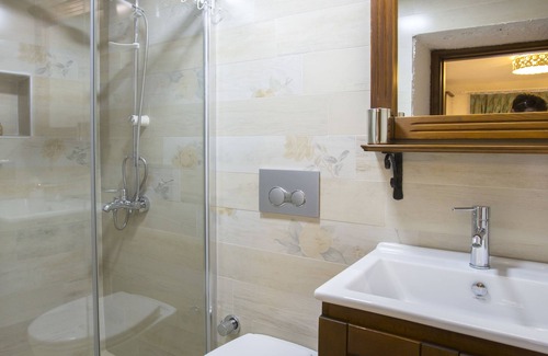 Sigacık House | Family-Friendly Stay at Sigacik Villa Teos Konuk Evi