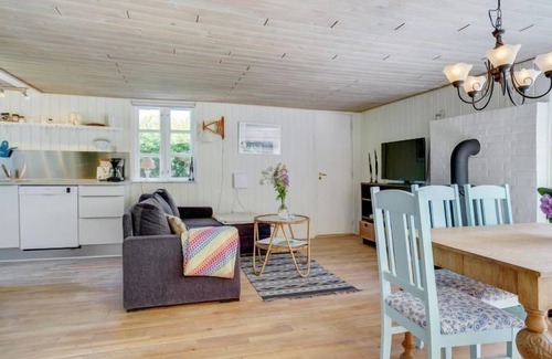 Logstor House | Oceanfront Bliss at Sigbrit - Steps from the Inlet