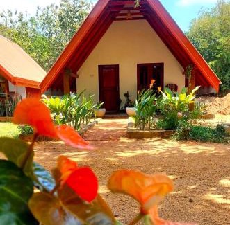 Sigiriya Bed & Breakfast | Guest Rated 10/10: Sigiri Enaya Cottage with Breakfast