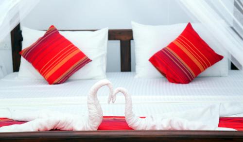 Sigiriya Resort | Experience Sigiri Mango Garden Resort: Pet-Friendly Retreat