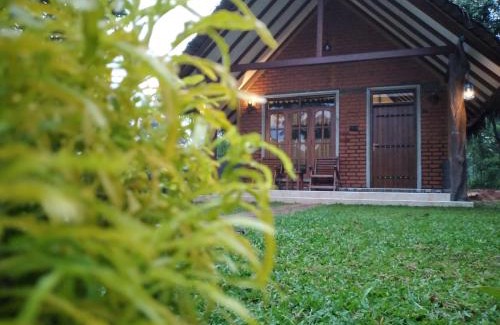 Sigiriya Bed & Breakfast | Relax at Sigiriya Nature Resort - 4-Star Family Retreat