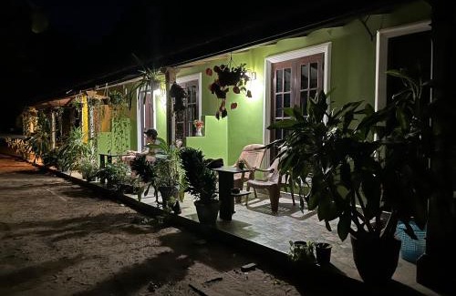 Sigiriya Resort | Pet-Friendly Sigiriya Rock Gate Resort with Spa & Dining