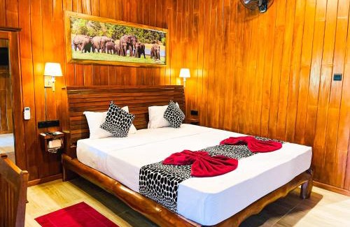 Sigiriya Apartment | Experience Comfort at Sigiriya Water Cottage with Ocean Views