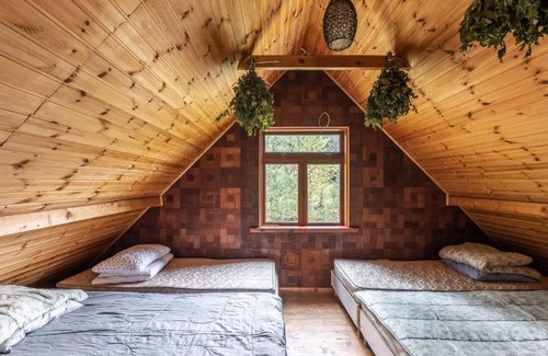 Vilnius County House | Cozy Sigito Masiulionio Sodyba with Hot Tub & Pet Welcome