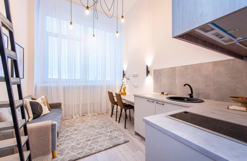 Vilnius city municipality Apartment | Explore Sigma Skyline Loft 18: Pet Friendly & Family Ready