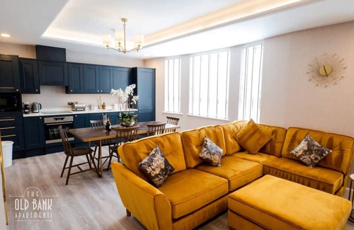 North Shore Apartment | Stylish 2 Bedroom Apartment in Central Blackpool Awaits