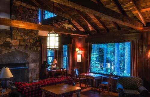 Meacham House | Idyllic Signature Cabin 2 with Serene Lake View