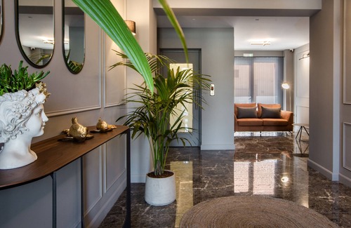 Argostoli Town Apartment | Elegant Sea View Signature Suite with Family-Friendly Amenities