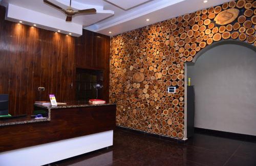 Sonepat House | Pet-Friendly Signature Villa with Relaxing Hot Tub