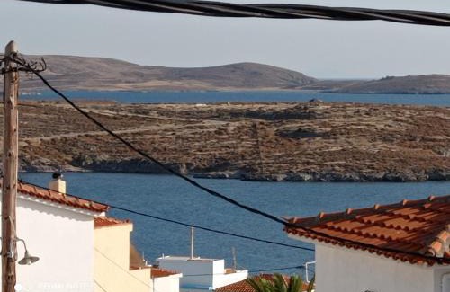 Sigri Apartment | Discover SIGRI'S BEAUTY: Family-Friendly with Hot Tub