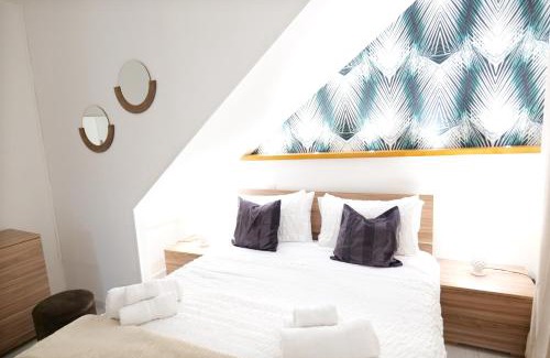 Caltagirone Apartment | Top-Rated SIKELIA Apartment: Perfect for Families
