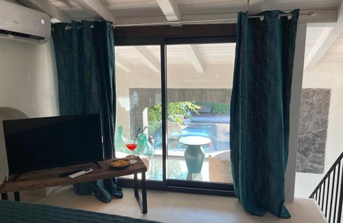 Rovittello House | Top-Rated SIKELIA RELAIS: Pet Friendly with Hot Tub