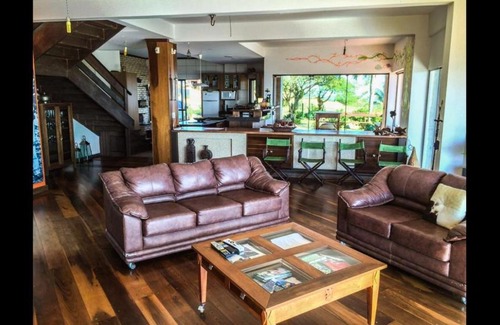 Sao Judas Tadeu House | Experience Peace and Privacy at Silêncio e Privacidade