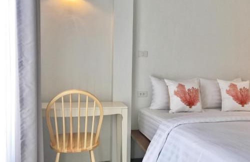 Chaloklum House | Experience Authentic Village Life at Silan Residence, Koh Phangan